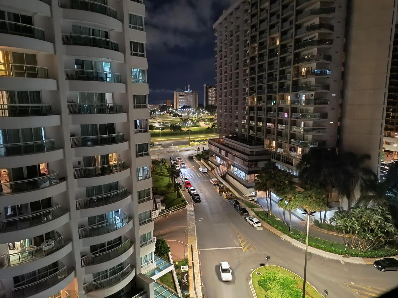 Hotel Grand Mercure Flat Particular Com Varanda, Garagem E Wi-Fi Brasília Luaran gambar